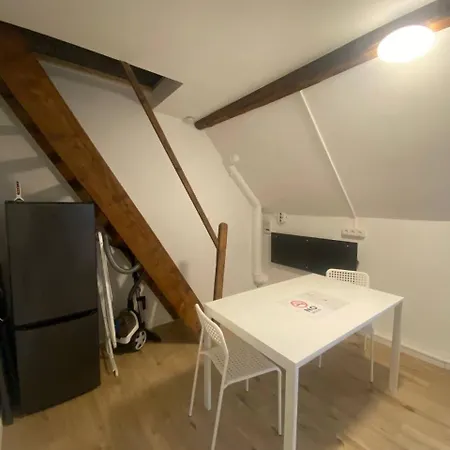 Charmante Direkt In Der Stadtmitte Apartmán